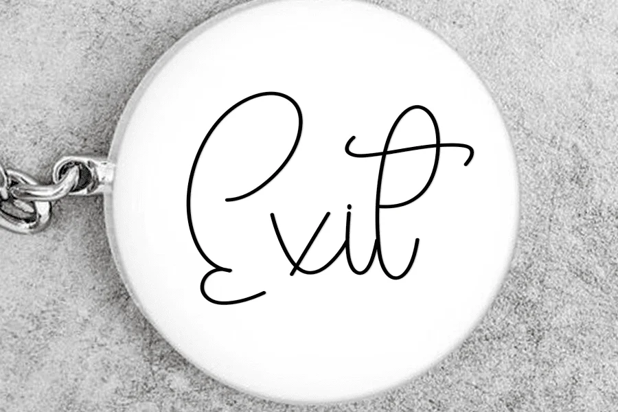 Antique Handmade Font preview 3