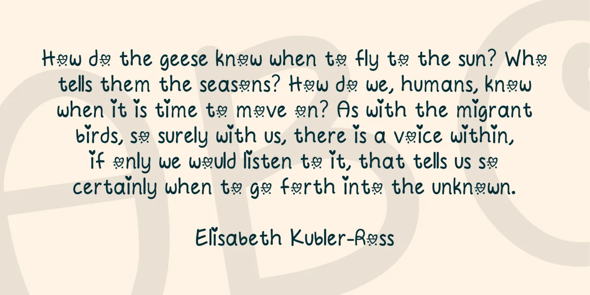 Circle Of Love Font preview 4