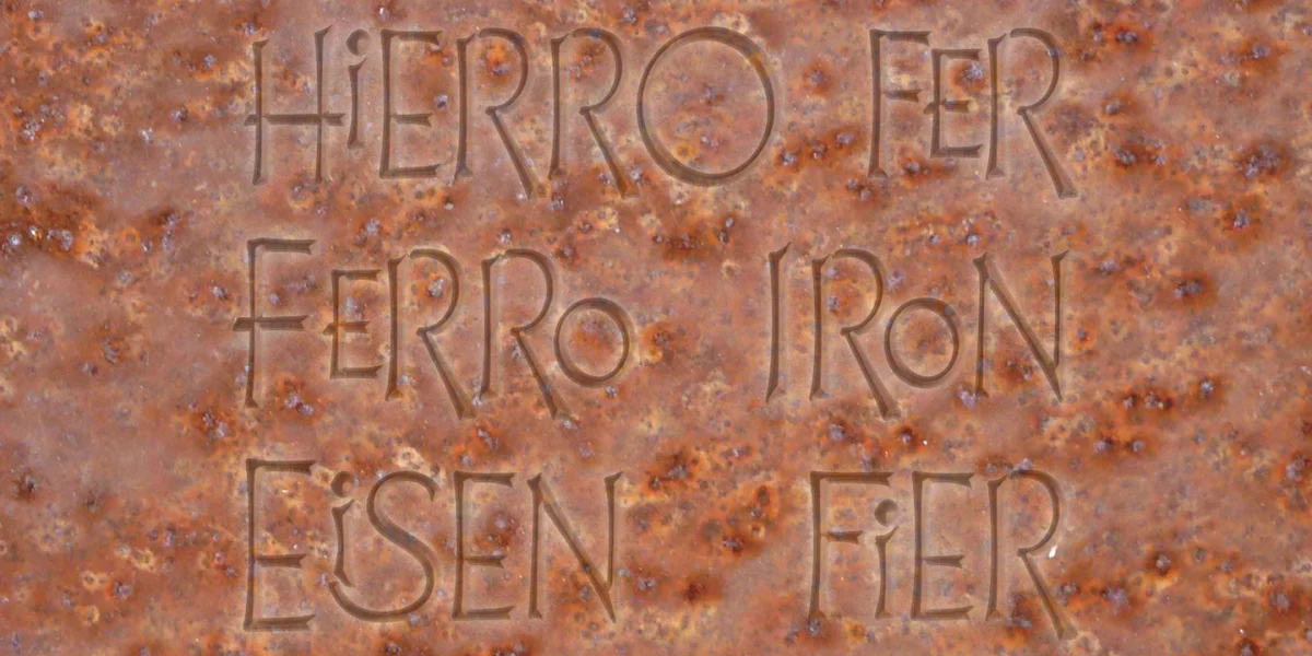 Cuivrerie Font preview 7