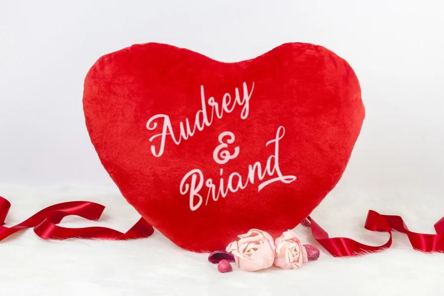 Endolitta Font preview 6