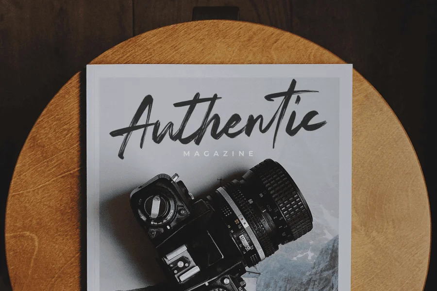 Gathenia Font preview 5