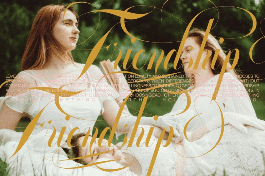 Glowing Romance Font preview 10