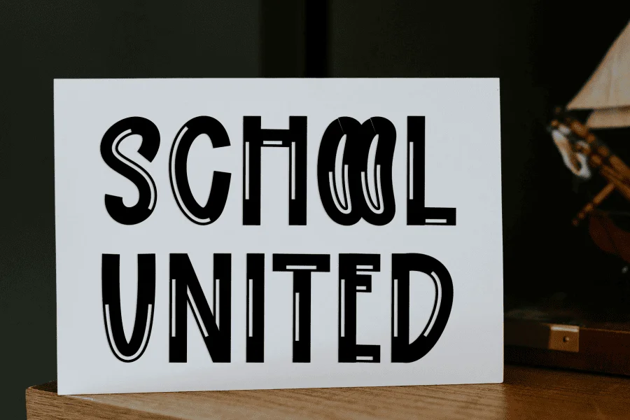 Good Day Font preview 3