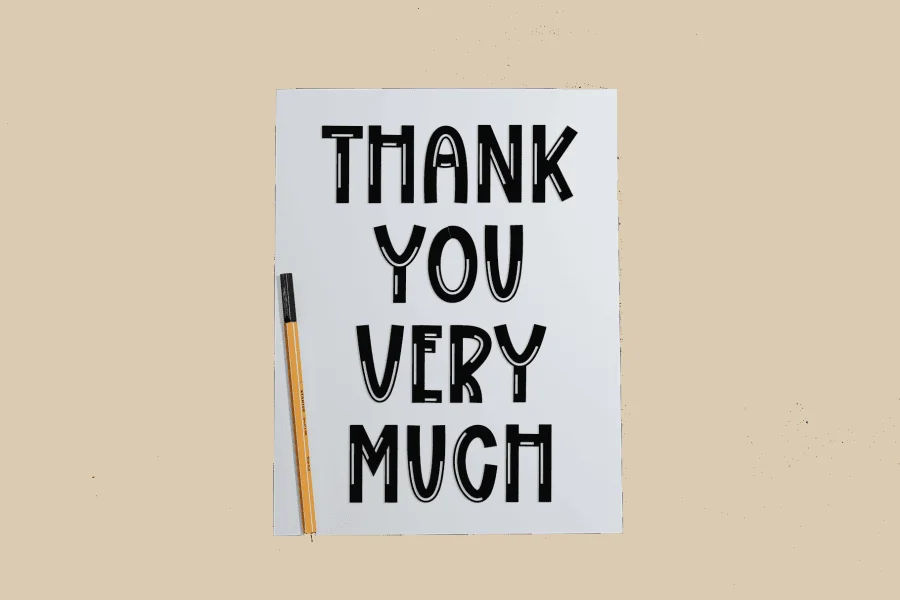 Good Day Font preview 8