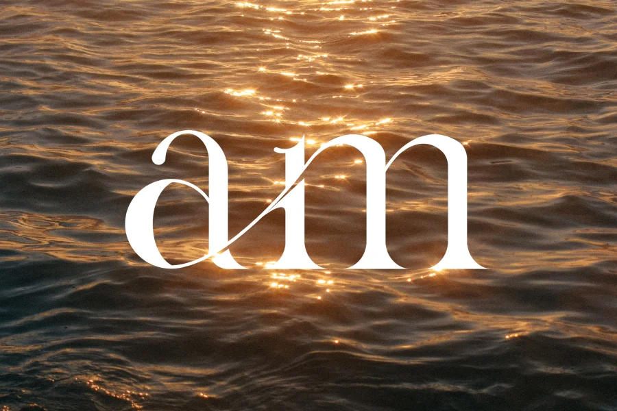 Gyahegi Font preview 8