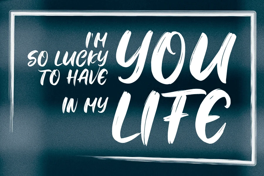 Instink Font preview 2