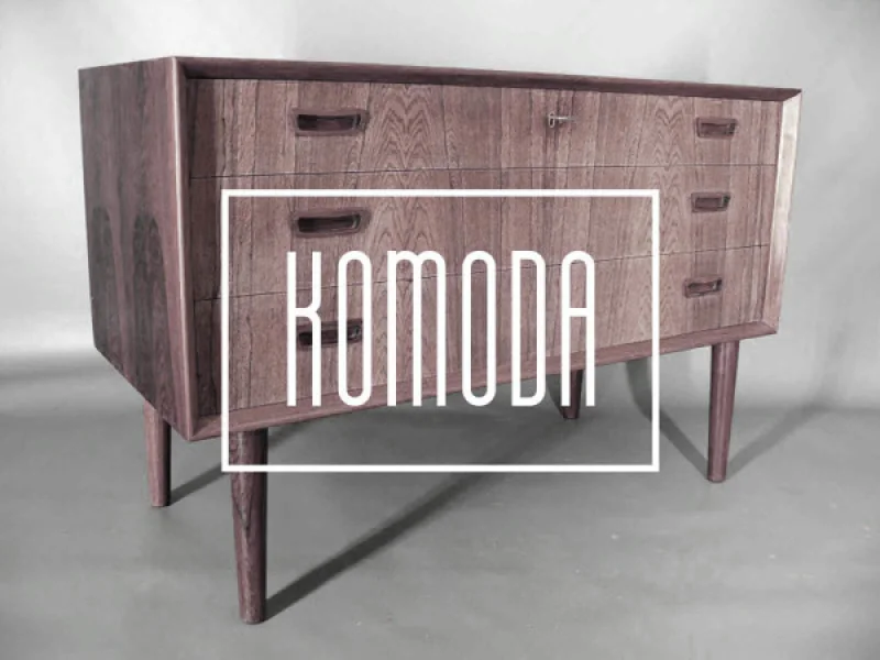 Komoda Font