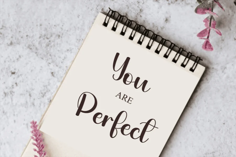 Mighty Sunday Font preview 5