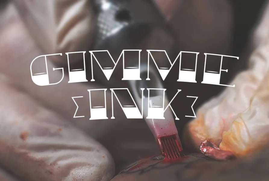 Mom Font Family preview 5