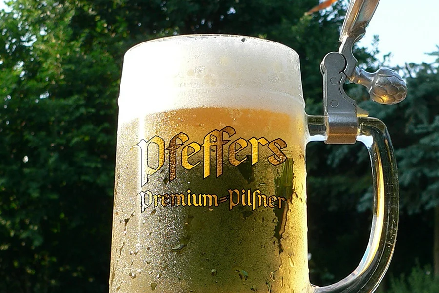Pfeffer Simpelgotisch Font Family