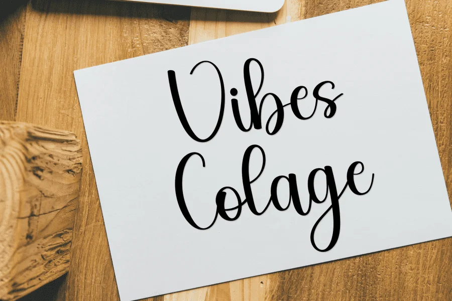 Shining Pearls Font preview 4